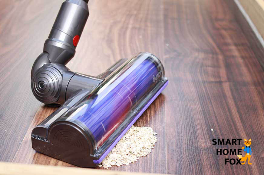 Gelenk an der Bodendüse